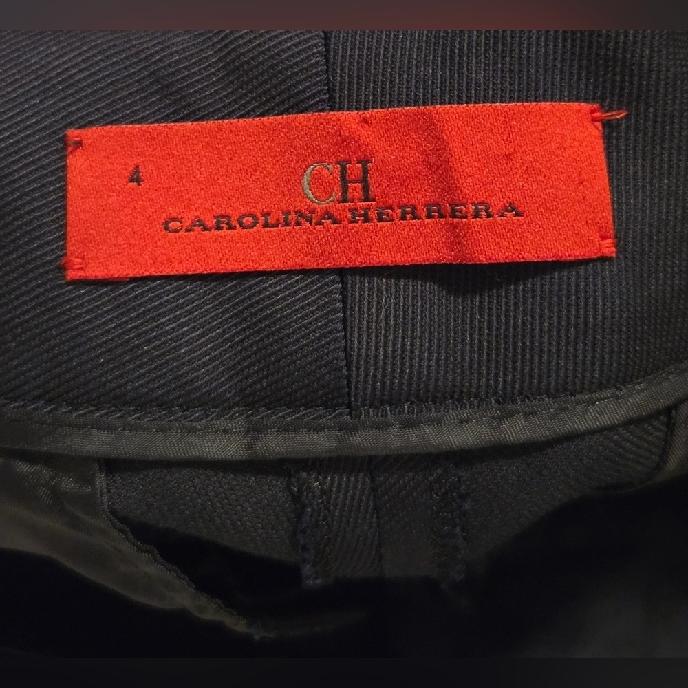 Carolina Herrera Women's Navy Blue Jeans. - Picture 4 of 9